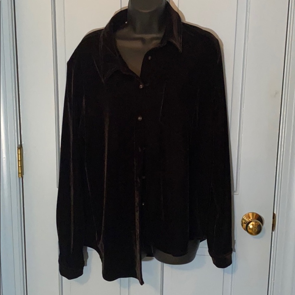 L’Academie black velvet top